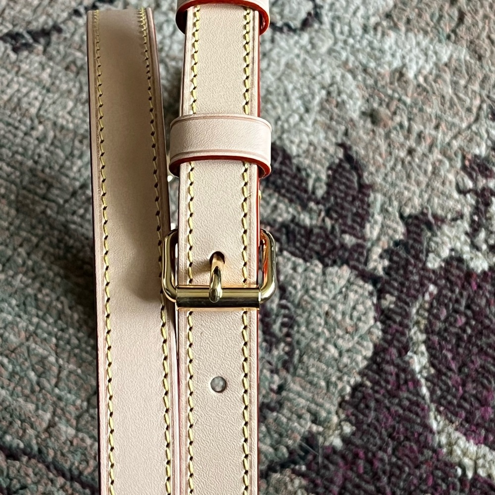 Brand New Louis Vuitton 3 PIECE VACHETTA STRAP FROM SPEEDY 25